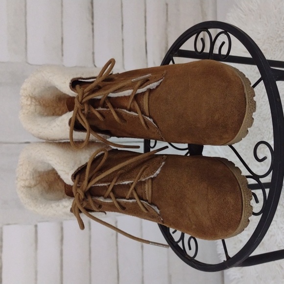 MIA Sherpa Lined Wedge Bootie, Brown, Size 8.5 - Picture 3 of 7